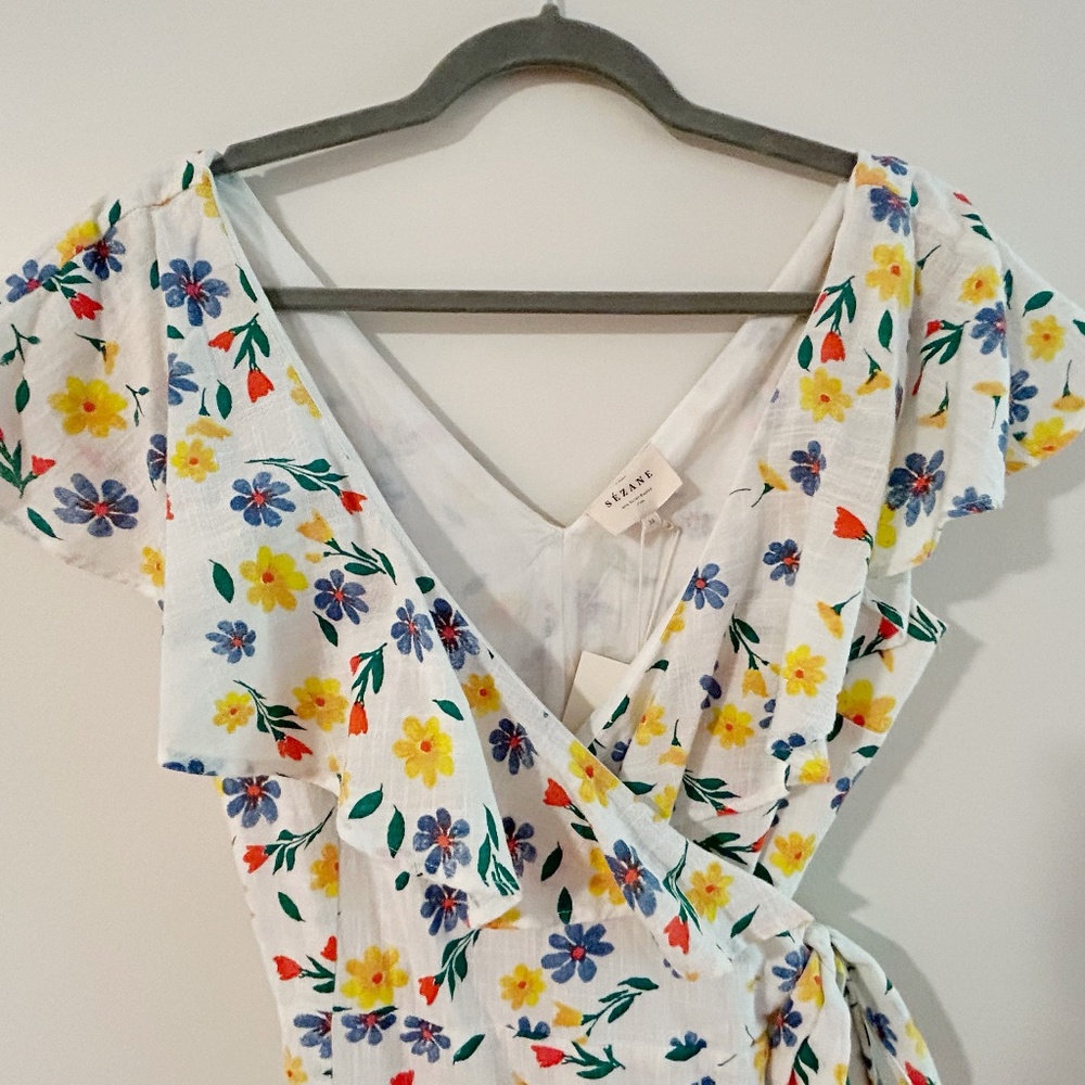 Sezane floral wrap dress, NWT, deep V neck, 100% cotton size 6